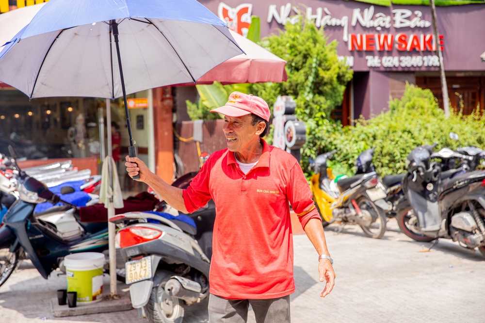 Chú bảo vệ 5 sao và bài học về chữ tâm trong công việc - Ảnh 5.