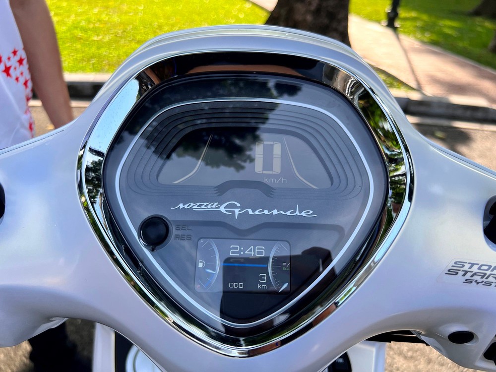 Cận cảnh Yamaha Grande 2022 vừa ra mắt, siêu tiết kiệm xăng, 1.66 lít/100km - Ảnh 3.