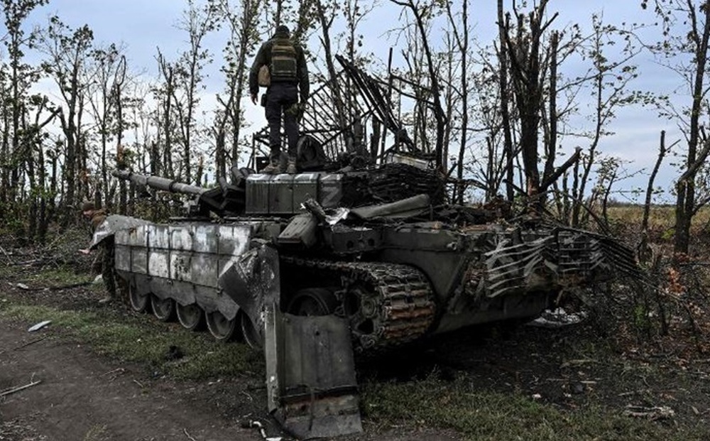 Chiến sự Nga - Ukraine: Nga chuẩn bị "chơi tất tay"
