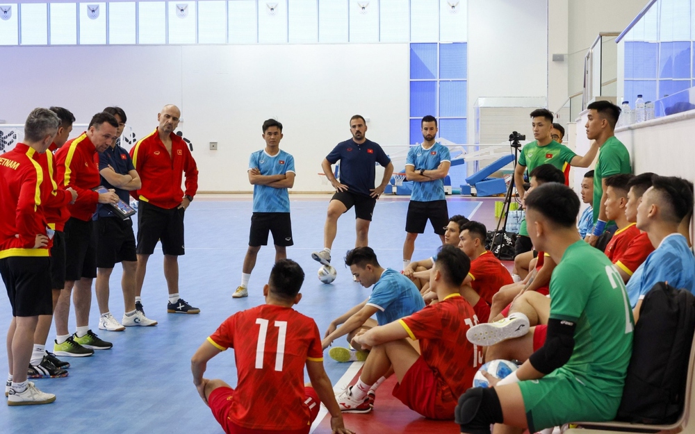 ĐT Futsal Việt Nam đón tin vui trước trận ra quân tại VCK Futsal châu Á - Ảnh 1.