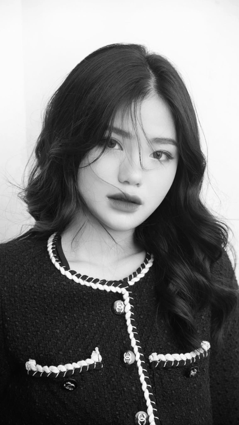Chuyện tình công tử nhà giàu và cô hot girl, đám cưới rước dâu bằng BMW gần 2 thập kỷ trước