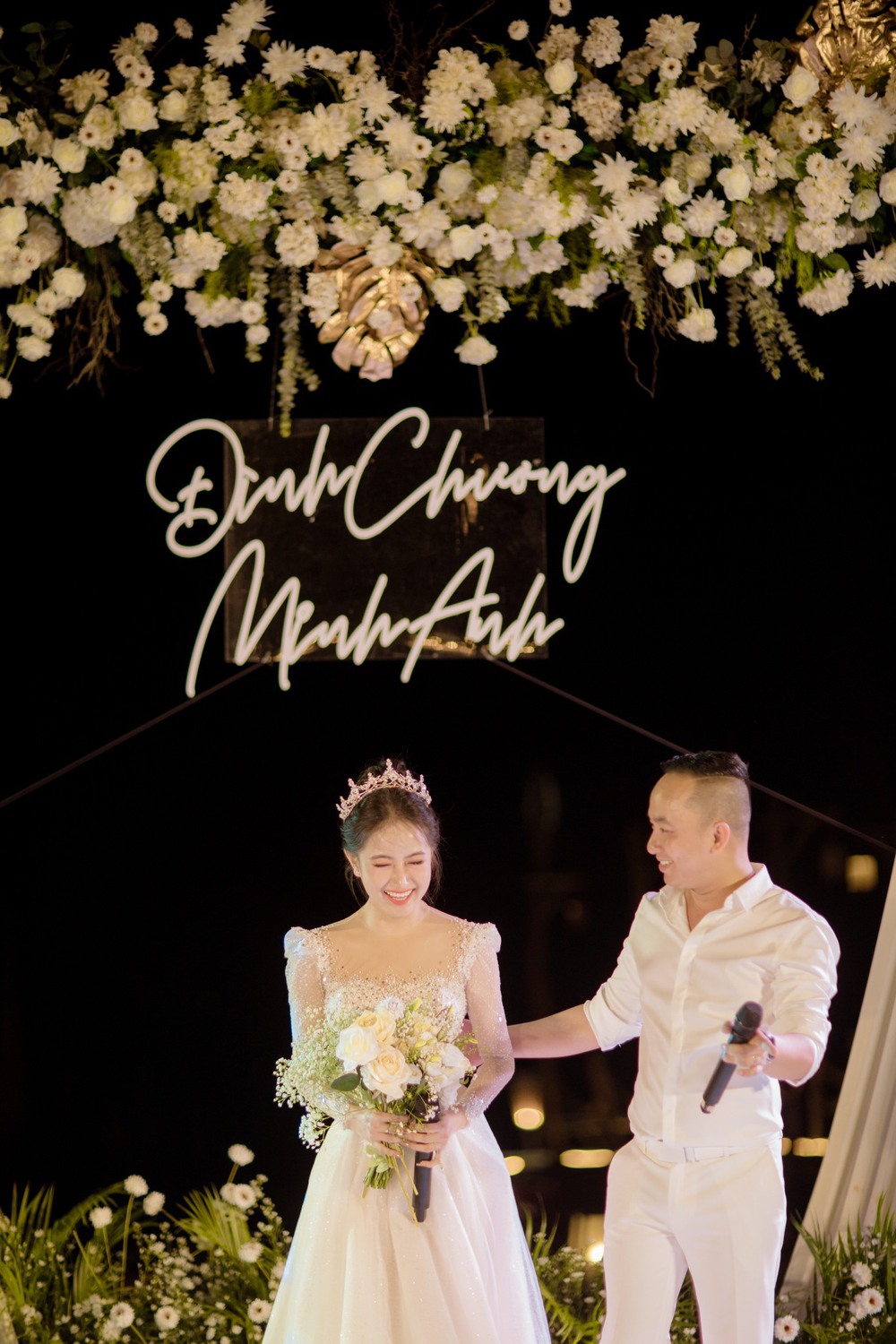 Đám cưới mộng mơ của chàng Việt kiều – cô gái Huế và khoảnh khắc chị em song sinh xúc động