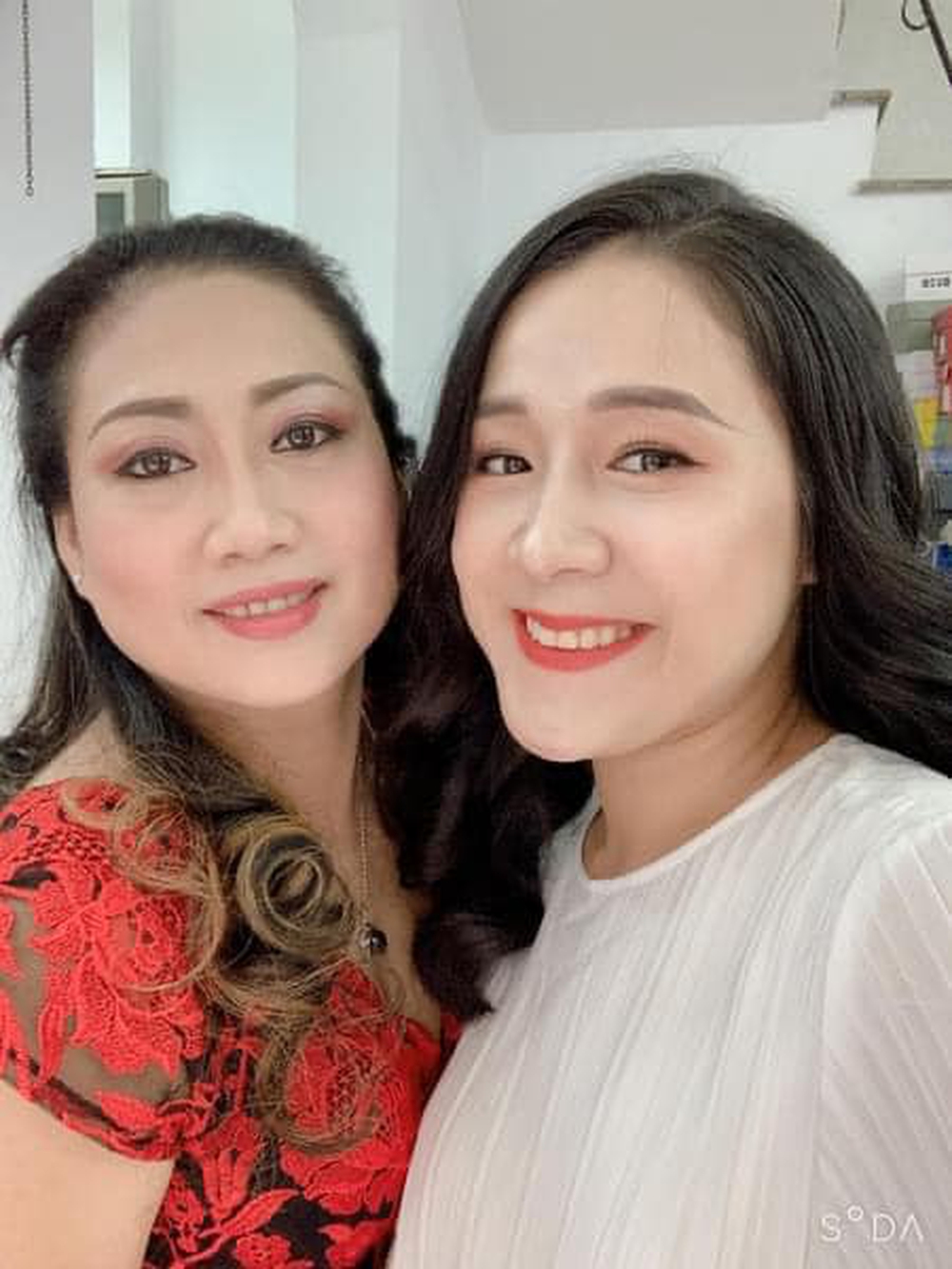 Con dâu lo khó có con, mẹ chồng không phản đối còn vun vén cho cưới, chiều chuộng hết mực