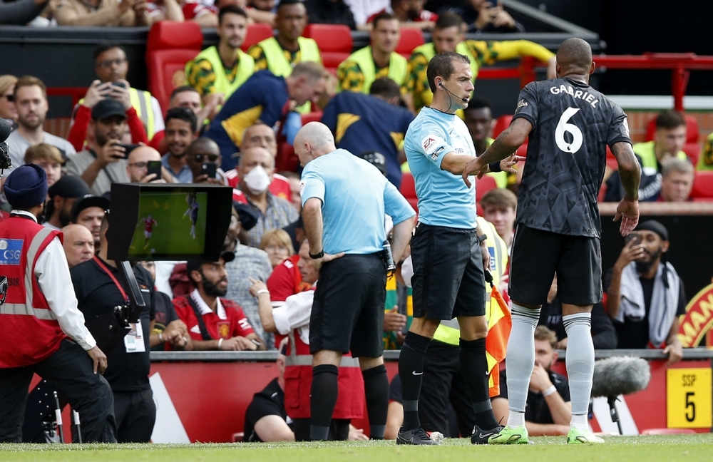 TRỰC TIẾP MU 0 - 0 Arsenal: Bom tấn Antony đá chính, Ronaldo dự bị - Ảnh 2.