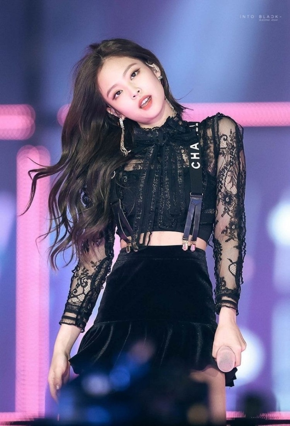 Jennie BlackPink, nữ thần mang vận may cho Man Utd - Ảnh 5.