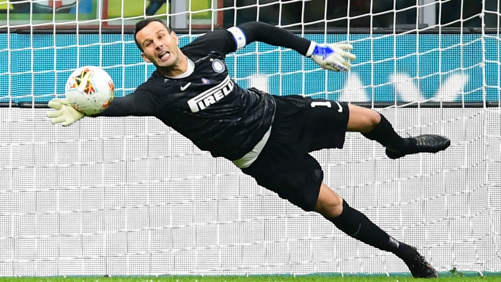 Handanovic - niềm hy vọng của Inter Milan trước Bayern Munich - Ảnh 1.