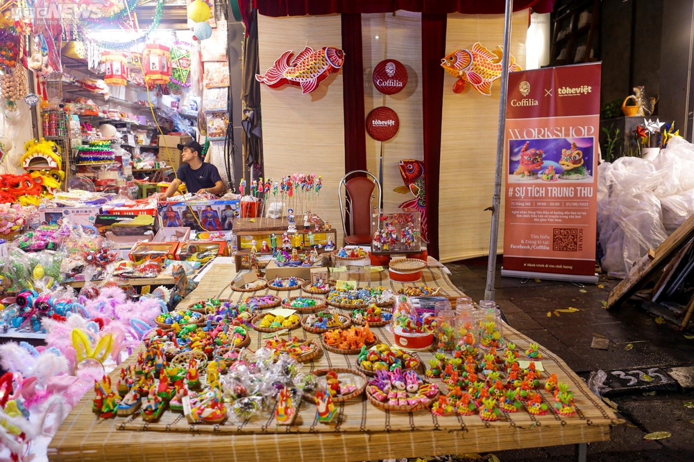 8X earns millions every day by resurrecting the traditional Mid-Autumn Festival toy - Photo 1.