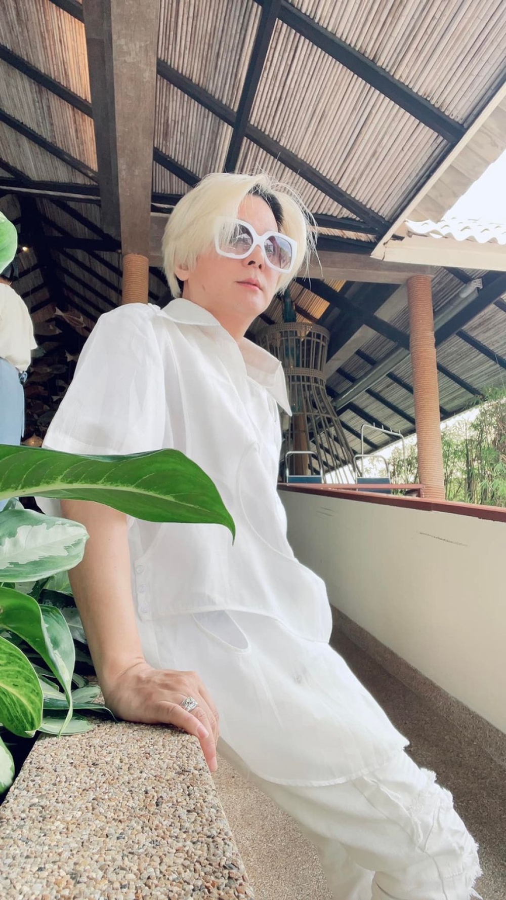 Sao Việt 9/9: Động thái của Tuấn Hưng sau ồn ào bị phạt vì hát trên ban công - Ảnh 2. Sao Việt 9/9: Động thái của Tuấn Hưng sau ồn ào bị phạt vì hát trên ban công - Ảnh 2.