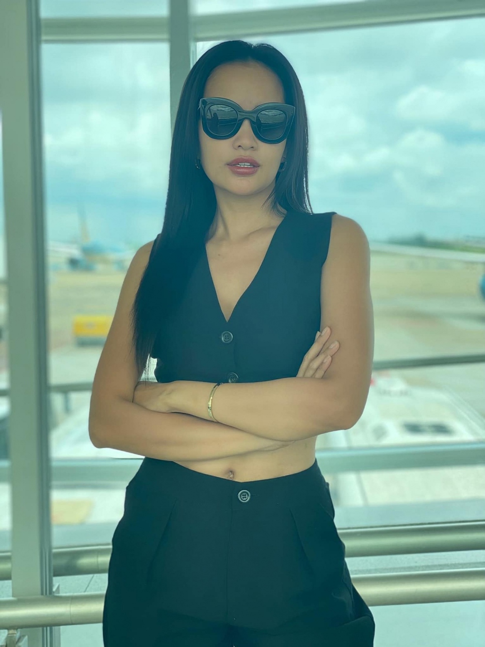 Hoa hậu Ngọc Châu đáp trả khi bị nói làm từ thiện để lọt top cao tại Miss Universe