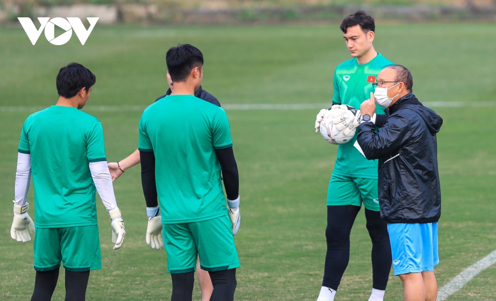 Quang Hải và Quế Ngọc Hải khiến cổ động viên Việt Nam lo lắng - Ảnh 3.