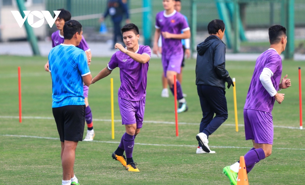 Quang Hải và Quế Ngọc Hải khiến cổ động viên Việt Nam lo lắng - Ảnh 2.