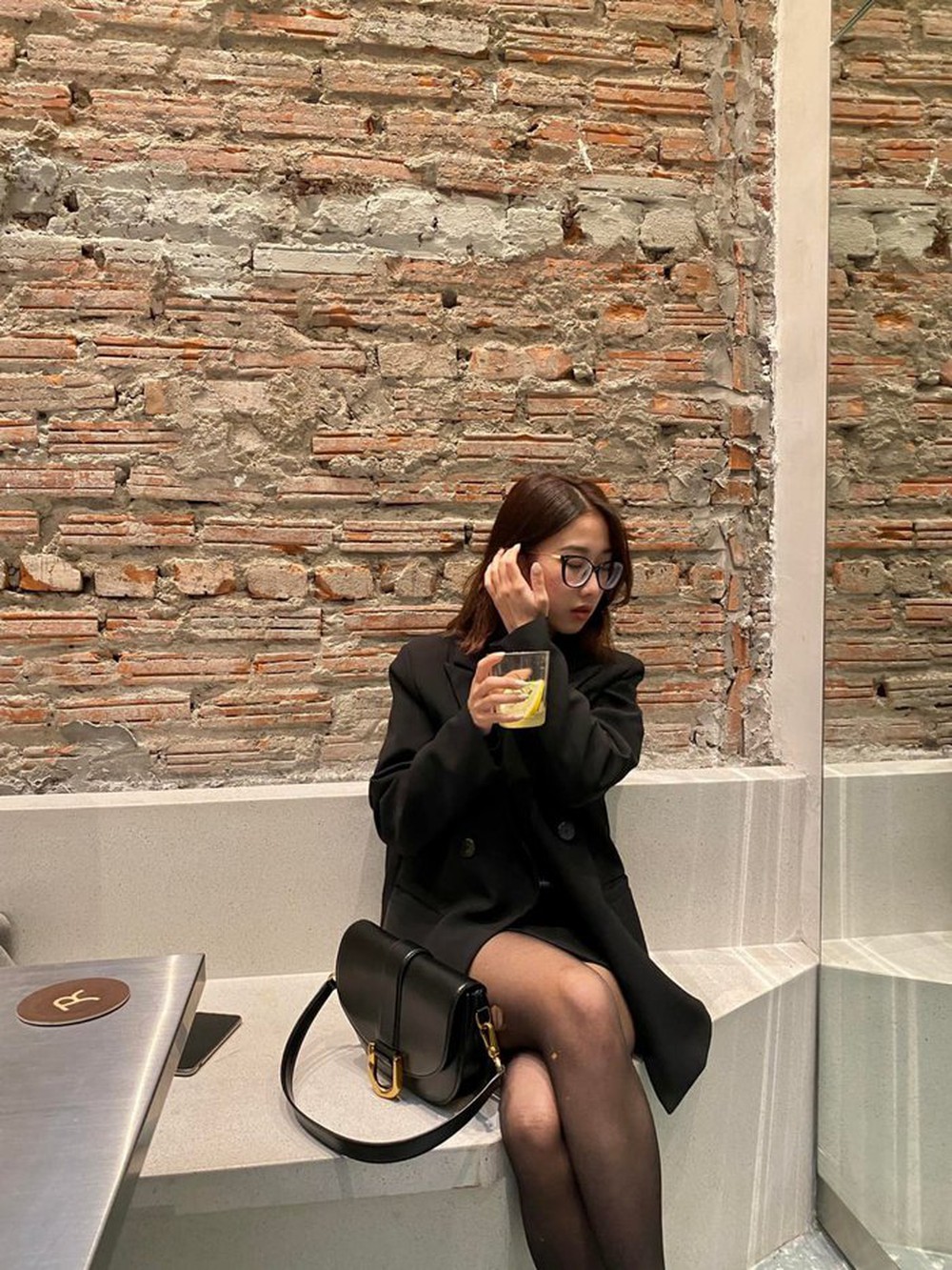 Những bạn trẻ không về quê, ở lại thành phố “cày” qua Tết Dương Lịch - Ảnh 2.
