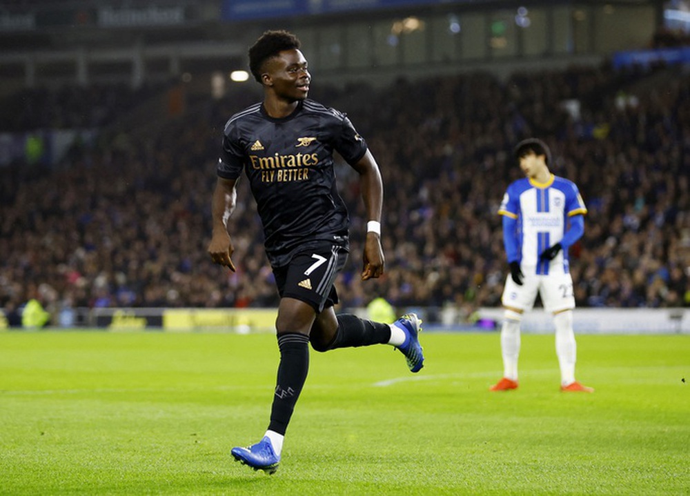 Arsenal mở đại tiệc 6 bàn, vững ngôi đầu Ngoại hạng Anh - Ảnh 1.