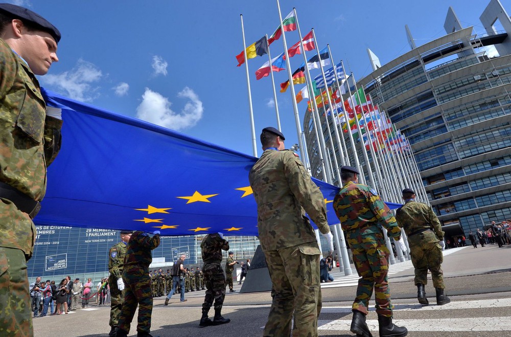 Chiến sự Nga- Ukraine: Thách thức an ninh Châu Âu - Ảnh 2.
