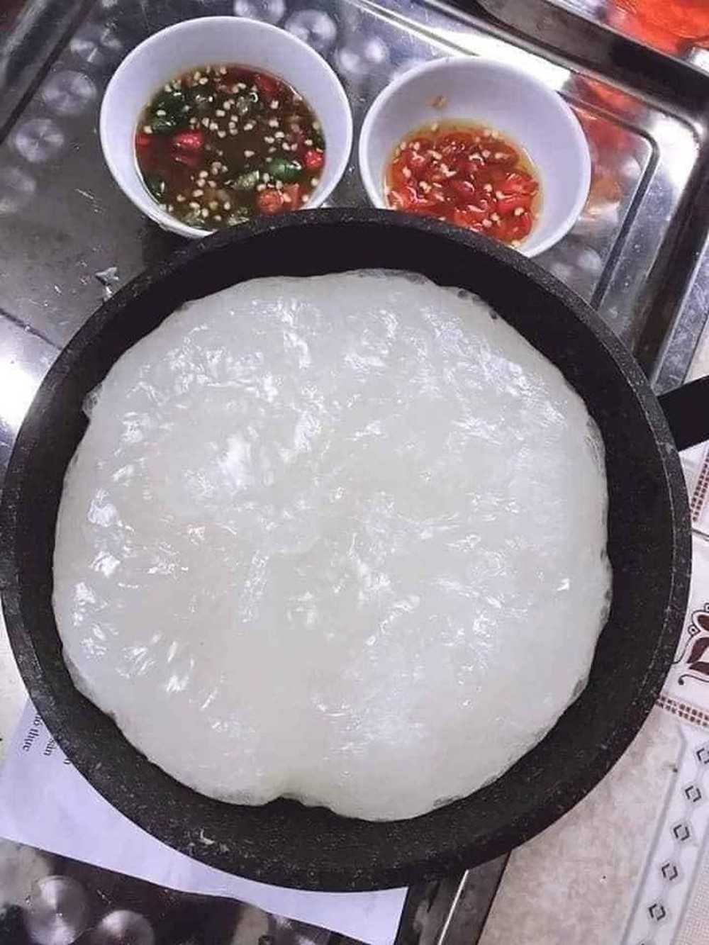 Trổ tài với món ăn vặt tuổi thơ, cô gái bức xúc khi bị cộng đồng mạng tả món ăn bằng từ ngữ khó nghe