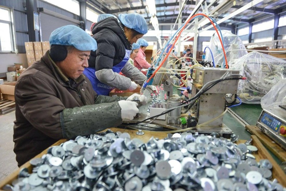 SCMP: Nhiều công ty châu Âu tìm đến Việt Nam và Ấn Độ, vị trí “cường quốc sản xuất” của Trung Quốc trong 40 năm qua chịu áp lực? - Ảnh 1.