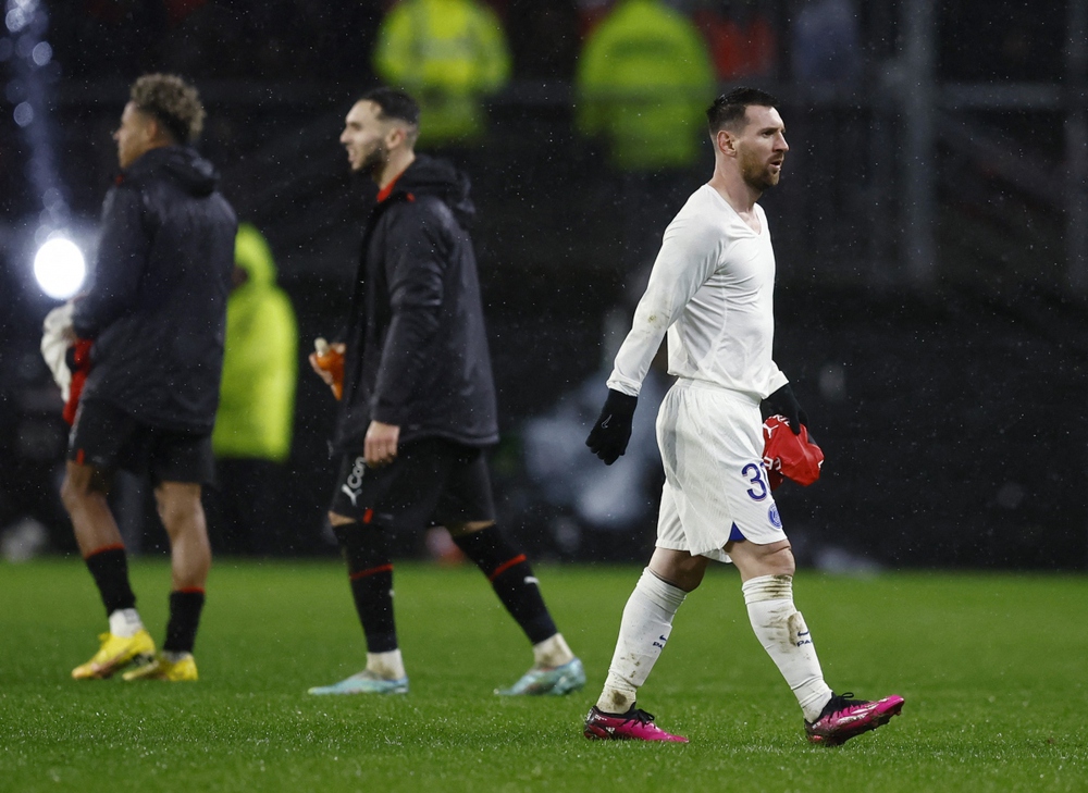 Messi - Neymar - Mbappe im hơi lặng tiếng, PSG gục ngã trước Rennes - Ảnh 10.