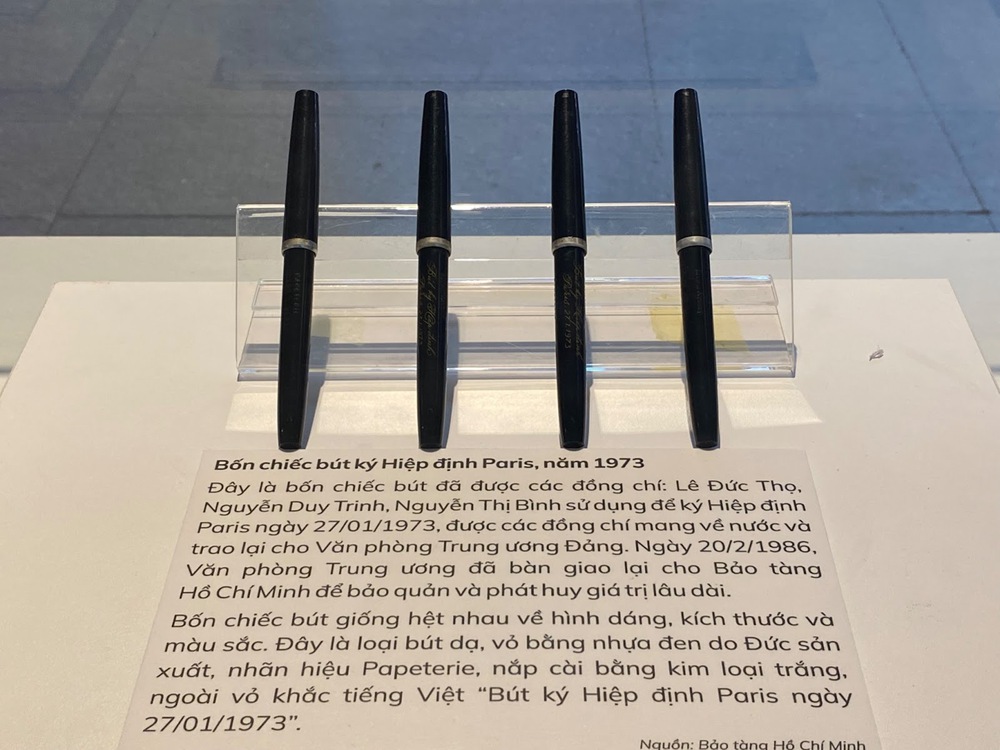 Triển lãm “Hiệp định Paris - Cánh cửa hoà bình”: Giới thiệu tới công chúng hơn 250 tư liệu - Ảnh 1.