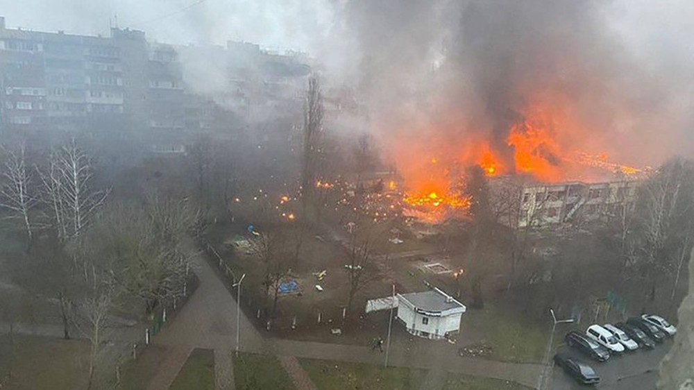 ‘Bài học xương máu’ sau vụ trực thăng rơi làm chết 6 quan chức Bộ Nội vụ Ukraine - Ảnh 2.