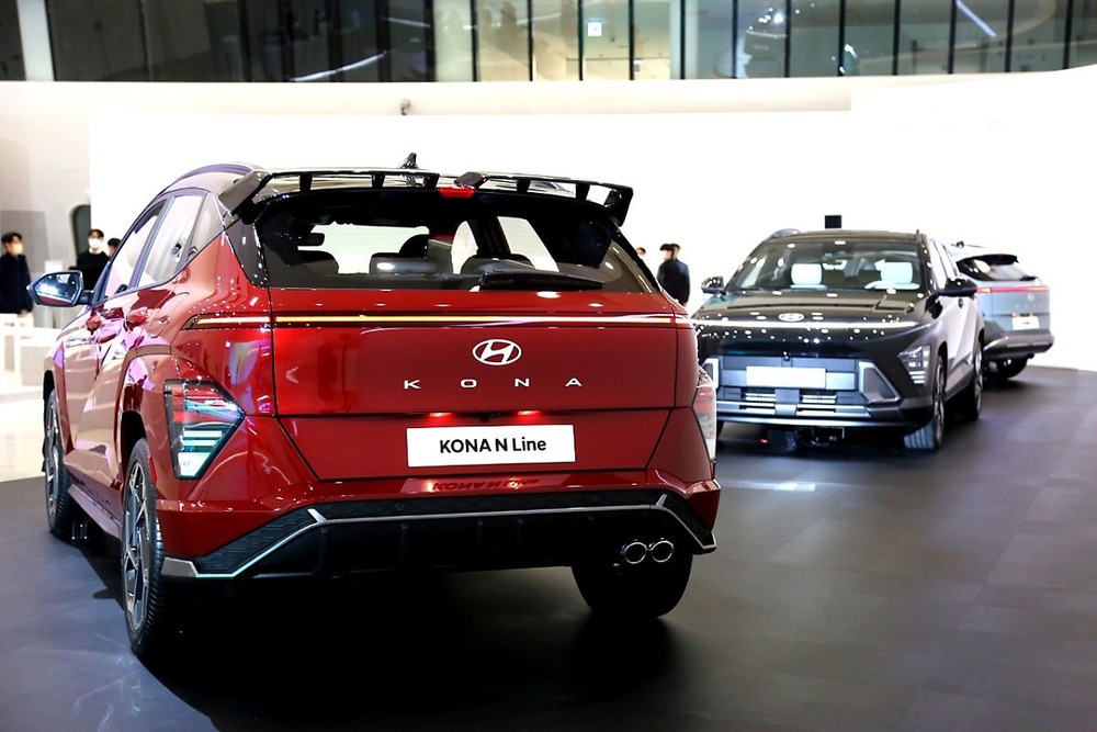 Chi tiết Hyundai Kona 2024 ngoài đời thực: Giá quy đổi từ 470 triệu đồng, khó chê thiết kế, có trang bị như xe sang - Ảnh 10.