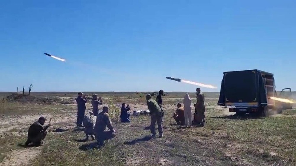 Xe tăng Nga gặp ác mộng khi Ukraine nhận thêm 600 tên lửa Brimstone - Ảnh 2.