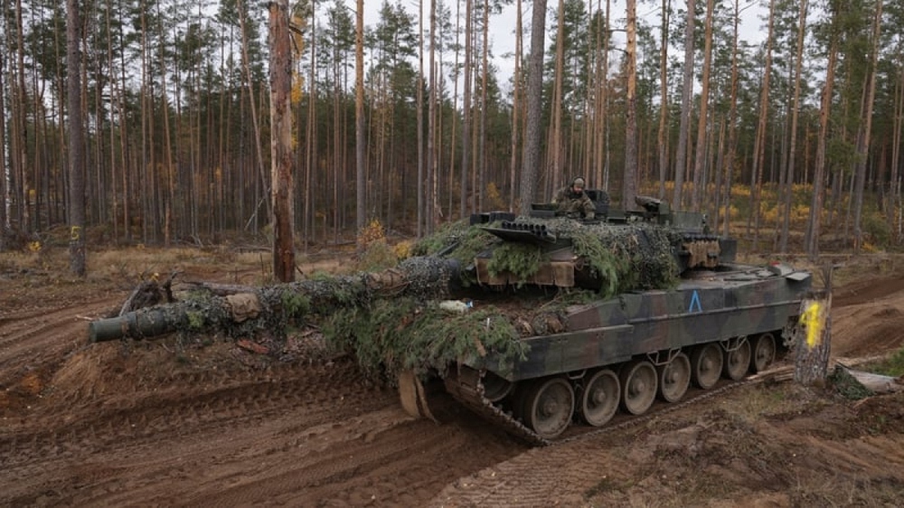 Các quốc gia Baltic kêu gọi Đức đưa xe tăng Leopard tới Ukraine - Ảnh 1.