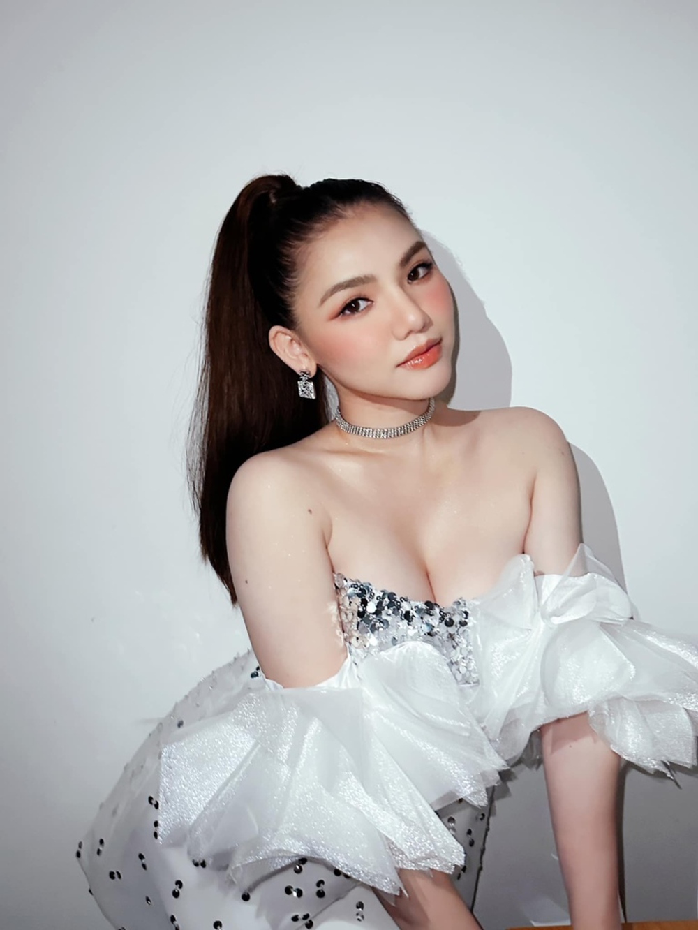 Dàn mỹ nhân tuổi Mão tài năng của showbiz Việt - Ảnh 9.