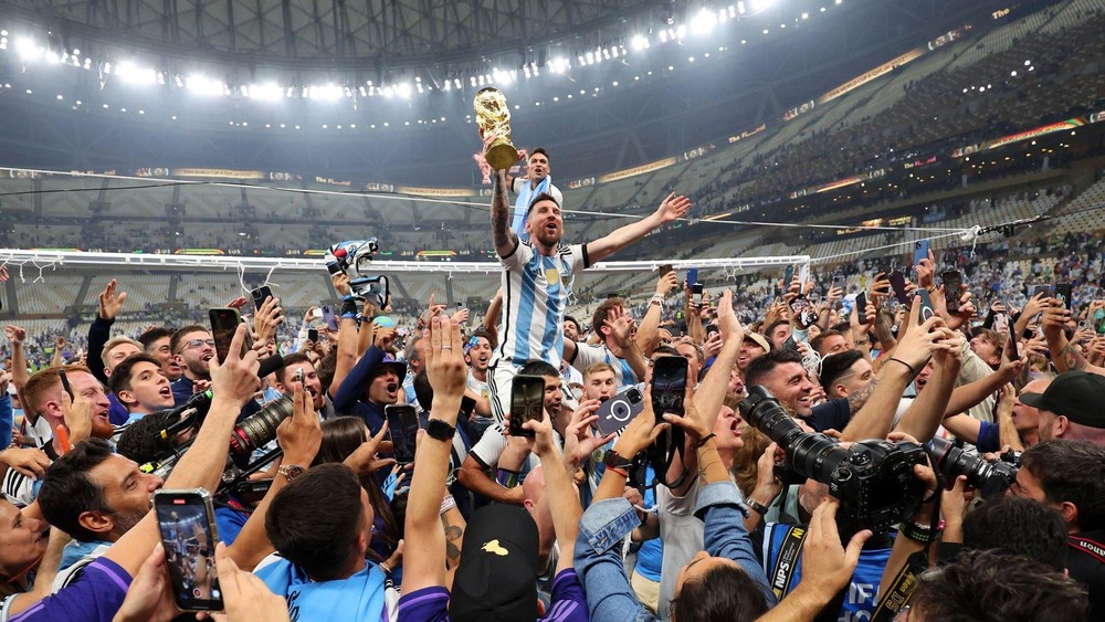 Lionel Messi: Khi mèo già hóa mãnh hổ