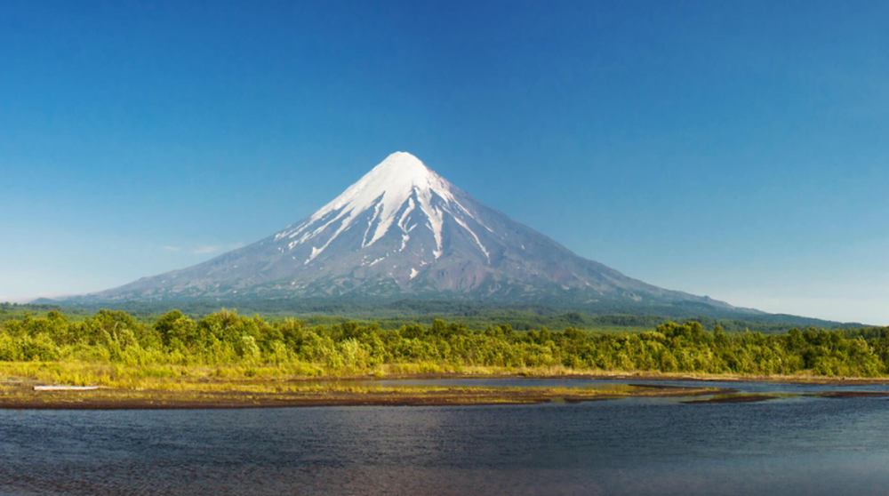 Chiêm ngưỡng 10 ngọn núi lửa đẹp nhất ở Nga - Ảnh 4.