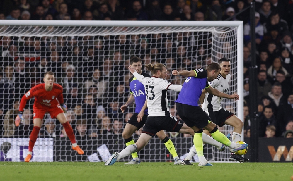 Thắng nhọc Fulham, Tottenham tạm vượt qua khủng hoảng - Ảnh 6.