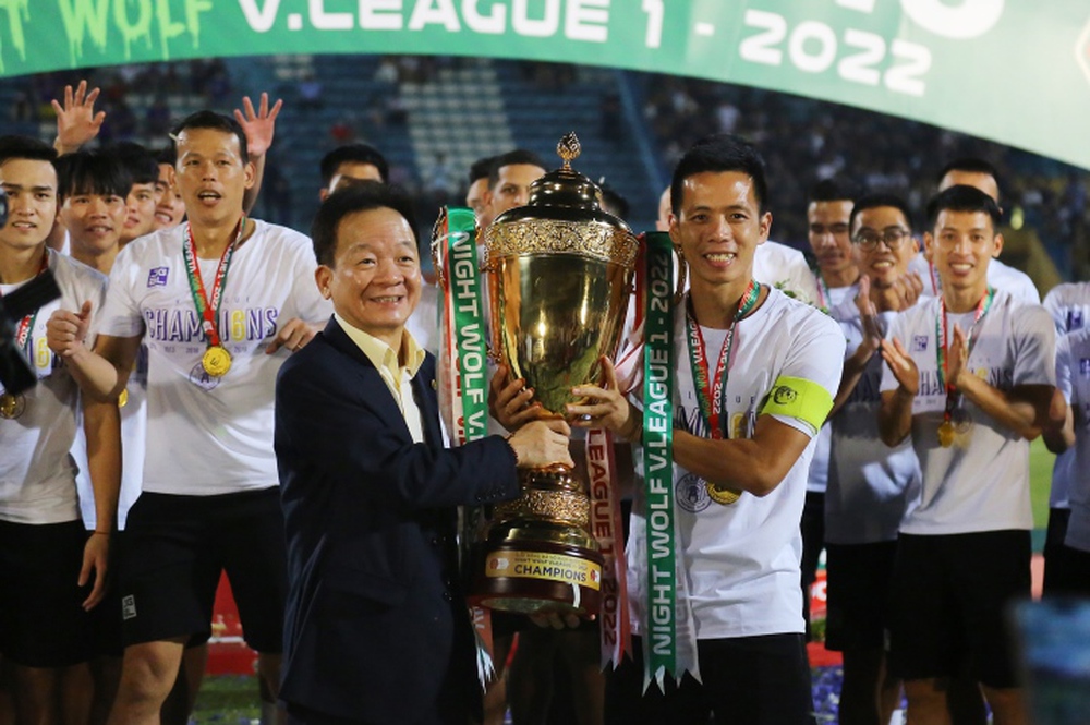 Tổng giám đốc VPF: V-League có VAR, các CLB không lo công tác trọng tài - Ảnh 2.