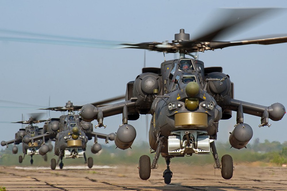 Trực thăng Mi-28 sẽ tiêu diệt xe tăng Challenger 2 chỉ bằng một đòn - Ảnh 1.