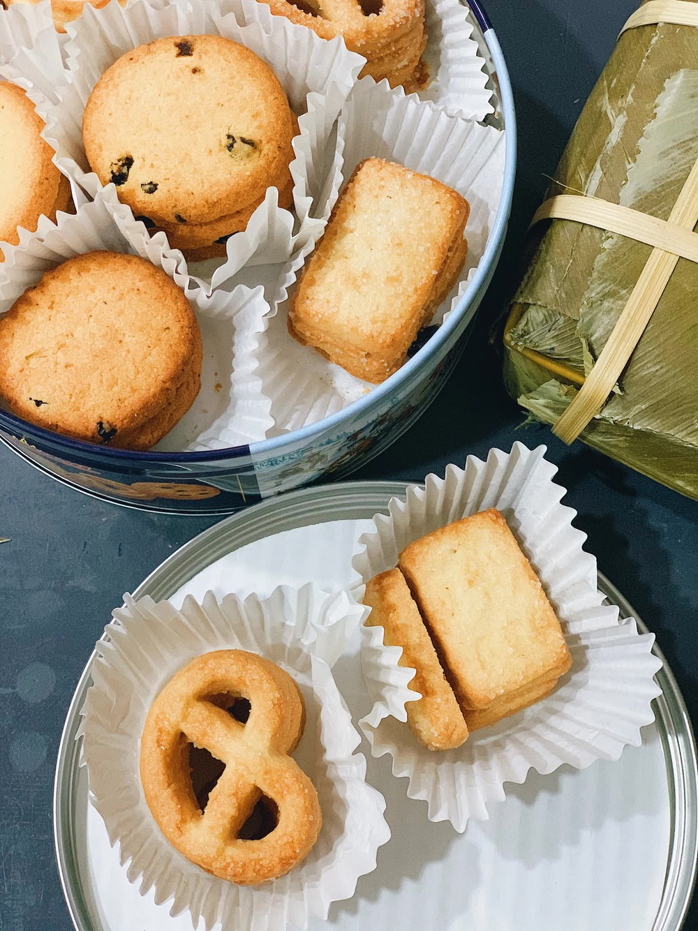 Hộp bánh ‘huyền thoại’ ngày Tết nhà nào cũng có: Ẩn chứa những cái kết đầy bất ngờ khi mở ra