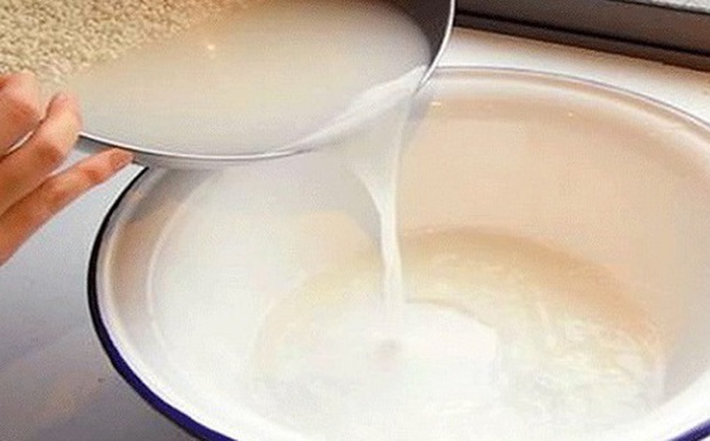 Nước vo gạo: Chất tẩy rửa không tốn một đồng mà hầu như tất cả chúng ta đều lãng quên