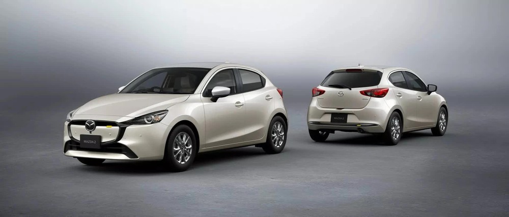 Ra mắt Mazda2 2023: Trông như xe điện, chủ xe cũ 9 năm không sợ lỗi mốt - Ảnh 1.