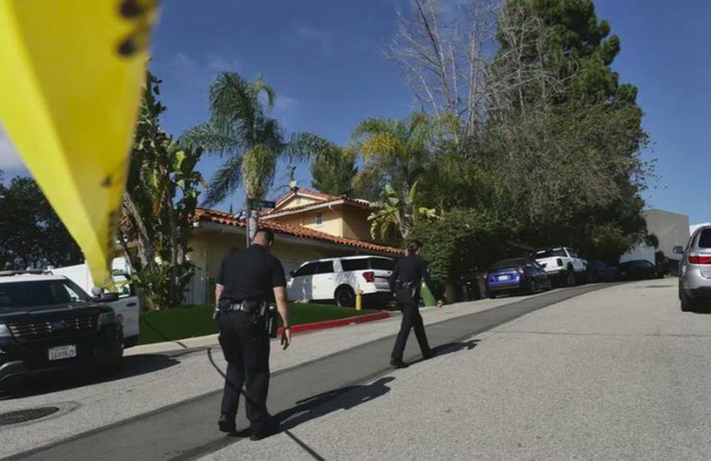 Mỹ: Xả súng liên tiếp ở California, vụ mới nhất ở khu nhà giàu - Ảnh 4.