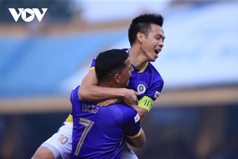 TRỰC TIẾP Hà Nội FC 1-0 Hải Phòng: Lucao đánh đầu mở tỷ số - Ảnh 2.