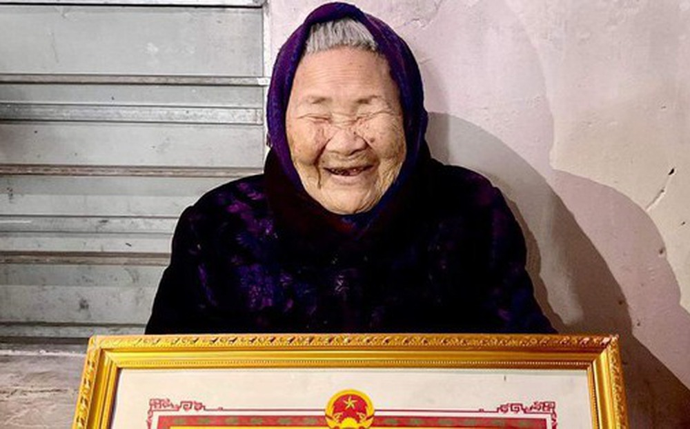 Xuân sum vầy bên 5 thế hệ của cụ bà 110 tuổi ở Nghệ An