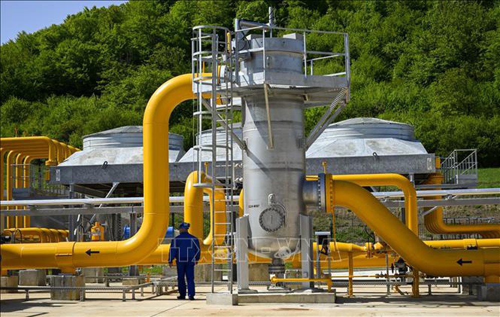 Gi&aacute; kh&iacute; đốt tại ch&acirc;u &Acirc;u giảm mạnh - Ảnh 1.