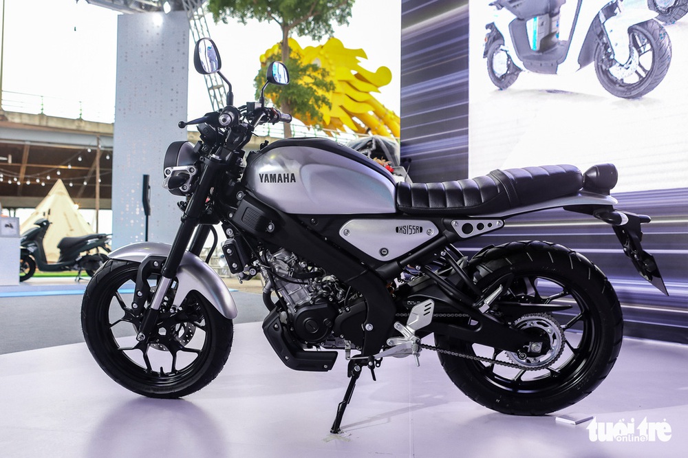 Yamaha XS155R chính hãng chào khách Việt: Giá từ 77 triệu đồng, thêm xe côn tay không cần bằng A2 - Ảnh 1.