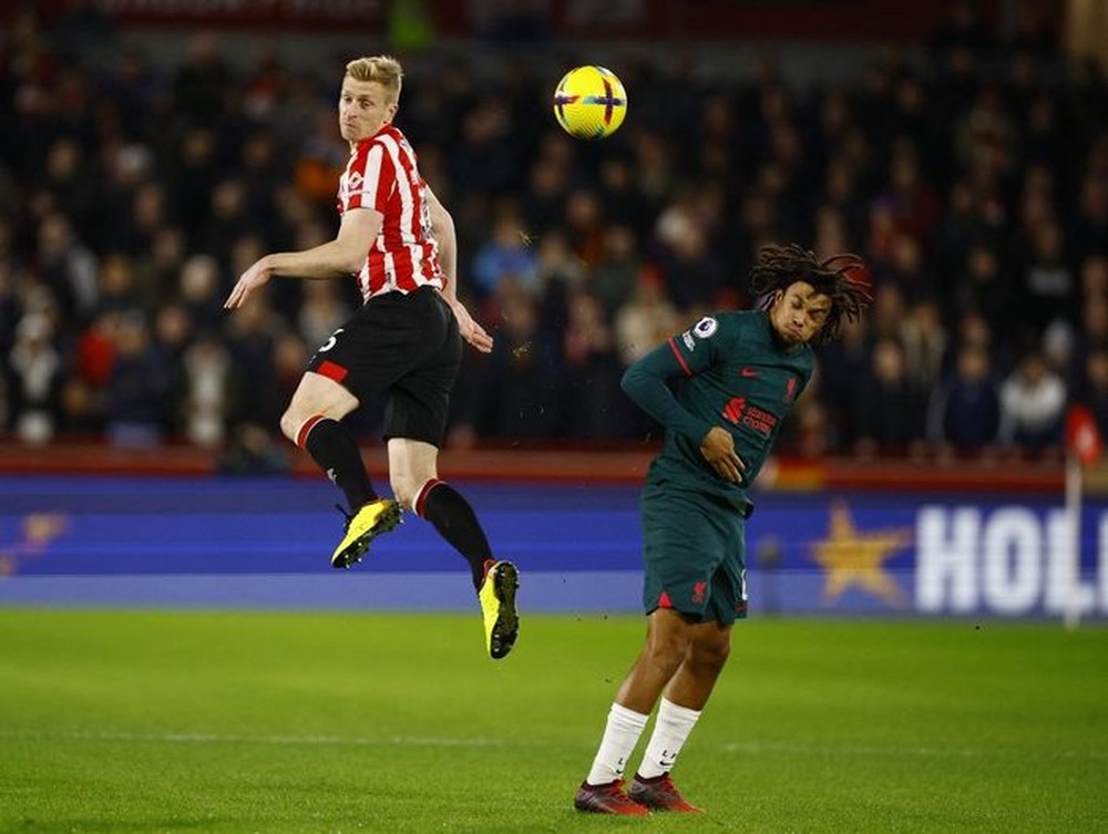 Nunez vô duyên, Liverpool thua đau Brentford - Ảnh 1.