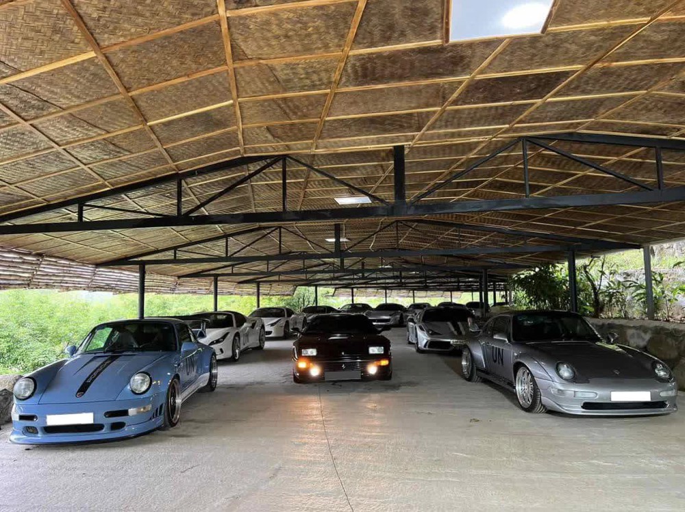 Porsche 930 Turbo độ RUF độc đáo trong garage nghìn tỷ tại Việt Nam: Màu huyền thoại được đổi tông mới - Ảnh 1.