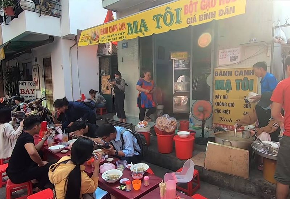 Săn tìm loạt quán bánh canh cua trứ danh tại TP.HCM, từ bình dân cho đến sang chảnh đều không thiếu