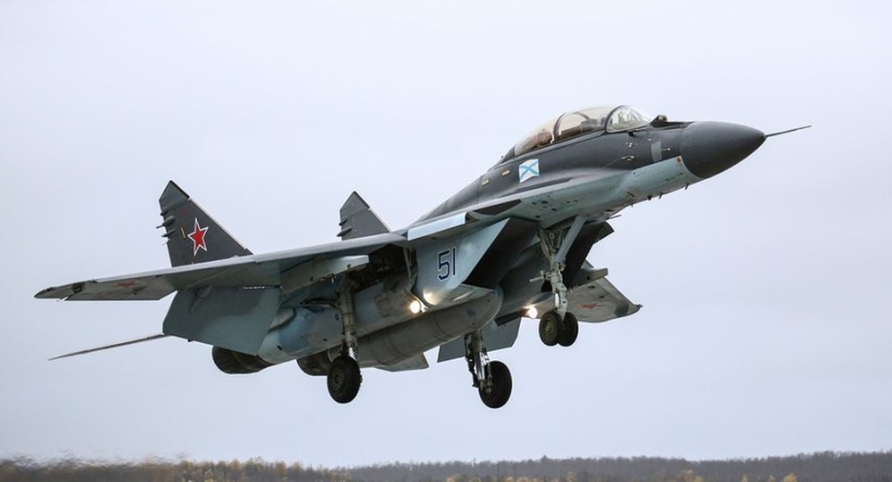 Tiêm kích hạm MiG-29K và Su-33 sắp tham chiến Ukraine? - Ảnh 1.