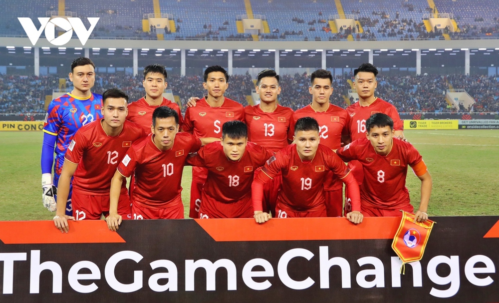 ĐT Việt Nam nhận được sự hỗ trợ từ FIFA ở bán kết lượt đi AFF Cup 2022 - Ảnh 1.