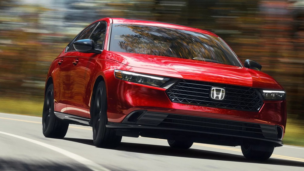 Honda Accord 2023 chốt giá quy đổi từ 666 triệu đồng: Nhiều công nghệ, động cơ hybrid cạnh tranh Camry - Ảnh 3.