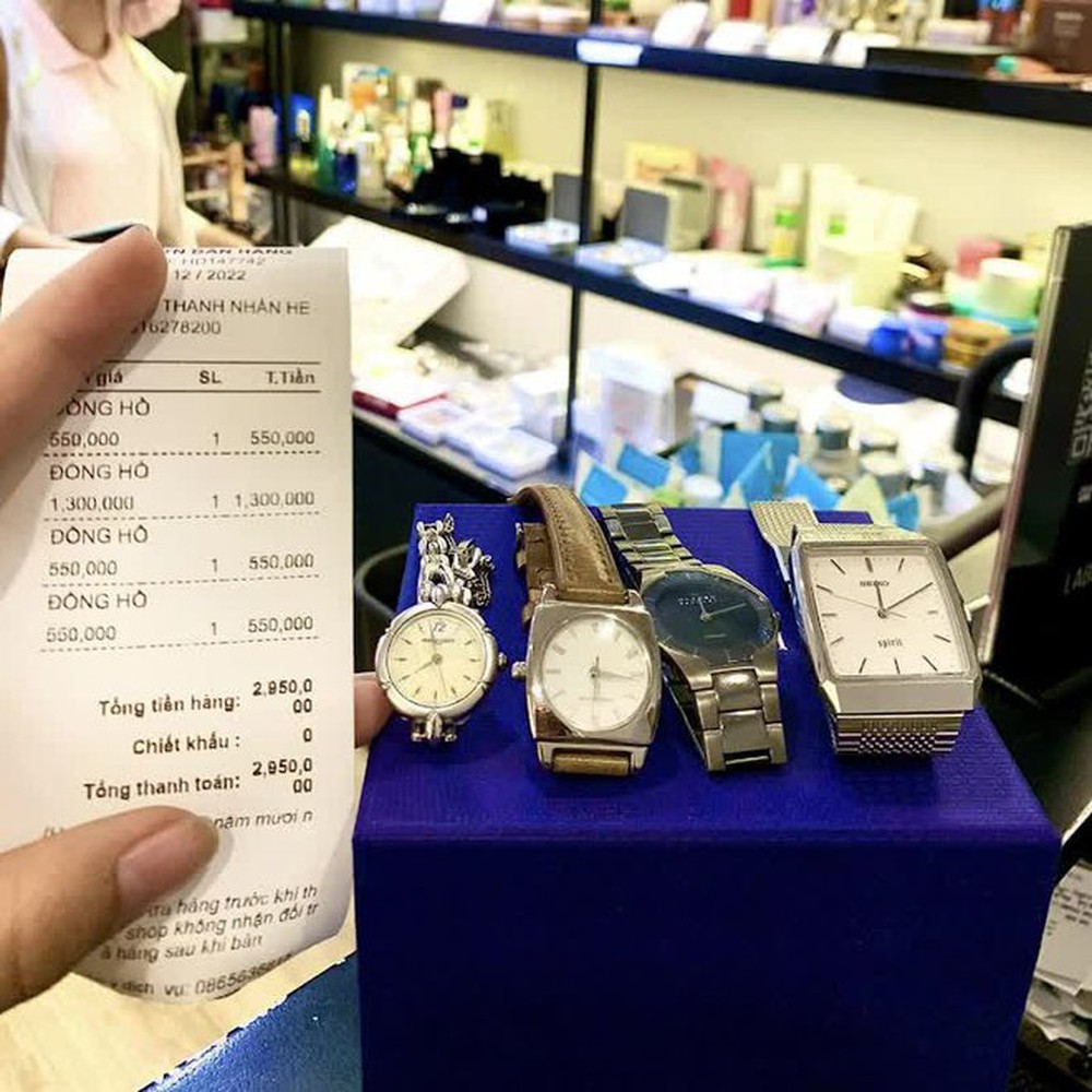 Đi săn đồ thanh lý của hội KOLs và con nhà giàu: Vô vàn hàng hiệu đồng giá nên ai cũng ham, mặc rồi bán lại vẫn không thiệt