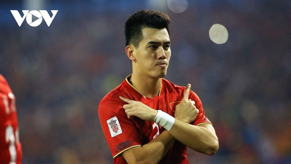  TRỰC TIẾP ĐT Việt Nam 2-0 ĐT Indonesia: Tiến Linh lập cú đúp - Ảnh 1.