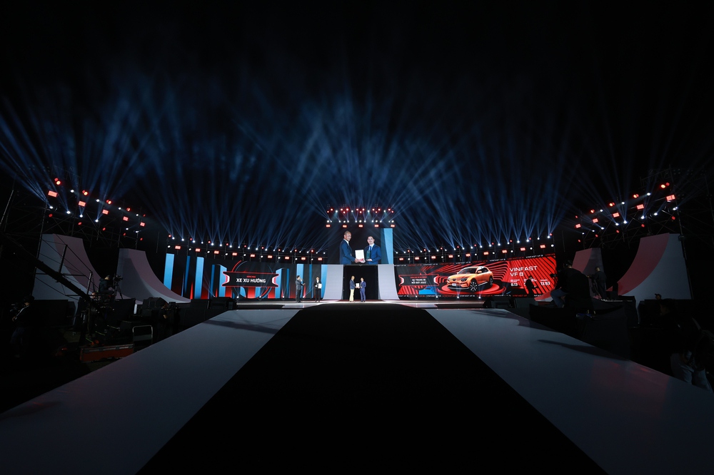 Những khoảnh khắc ấn tượng đêm Gala Car Choice Awards 2022: Bữa tiệc của xe, âm thanh và ánh sáng - Ảnh 8.