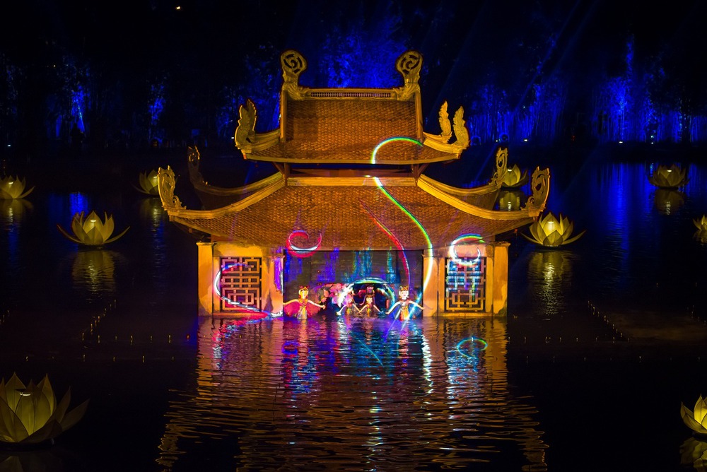 Một địa điểm mới được loạt hoa hậu Quốc tế ghé thăm ngay ở Hà Nội, diễn ra buổi trình diễn đẹp mắt từng đạt kỷ lục